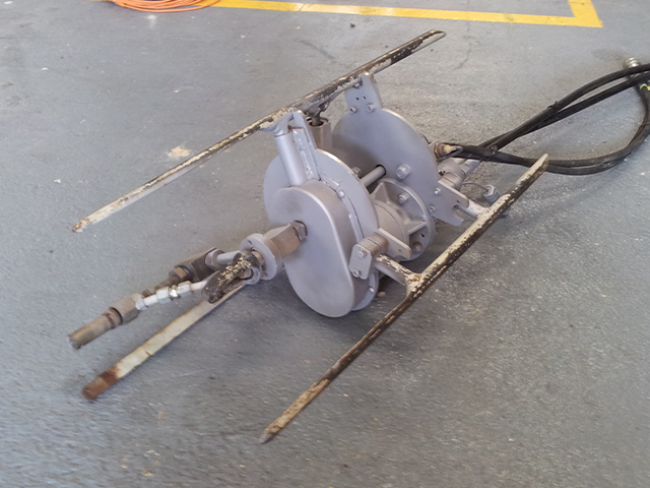 Concrete-Pile-Obstruction-Removal-Cutting-Drain-Sewer-Coventry-1.png